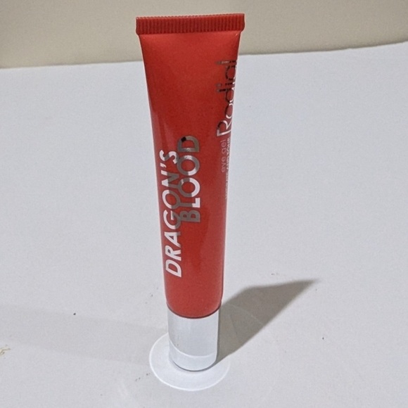 NWT, Rodial Dragons Blood, Eye Gel, Hyaluronic Acid, Hydrate and Tone, 15ML - Picture 2 of 4